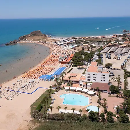 Отель Baia D'oro 4*