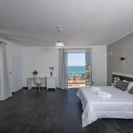 Baia D'oro Отель